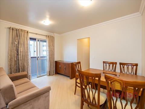Apartamento para locacao no Alto da Glória em Curitiba com 64m² por R$ 2.800,00