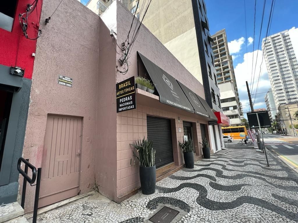 Loja para locacao no Centro em Curitiba com 245,00m² por R$ 7.000,00