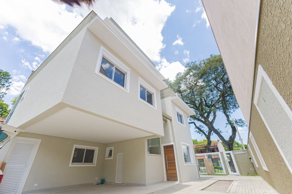Sobrado para venda no Bacacheri em Curitiba com 0,00m² por R$ 1.500.000,00
