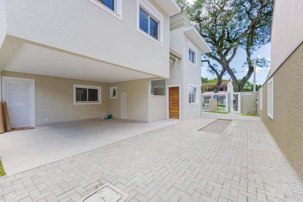 Sobrado para venda no Bacacheri em Curitiba com 0,00m² por R$ 1.500.000,00