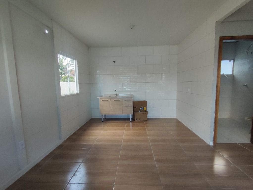 Casa Residencial para locacao no Bairro Alto em Curitiba com 0,00m² por R$ 1.800,00