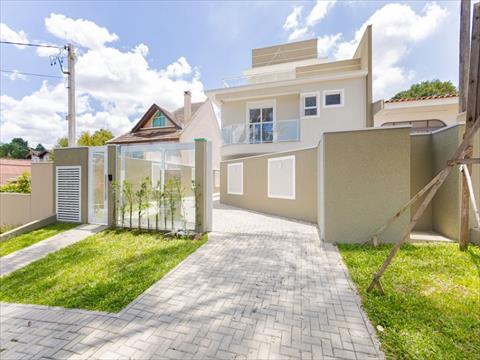 Sobrado para venda no Bacacheri em Curitiba com 0,00m² por R$ 1.500.000,00