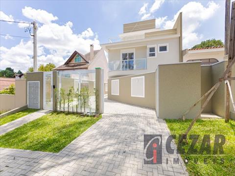 Sobrado para venda no Bacacheri em Curitiba com 275m² por R$ 1.500.000,00