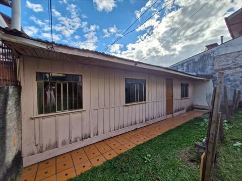 Casa Residencial para locacao no Bairro Alto em Curitiba com 0,00m² por R$ 950,00