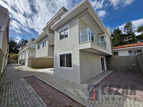 Sobrado para locacao no Bacacheri em Curitiba com 259m² por R$ 7.000,00