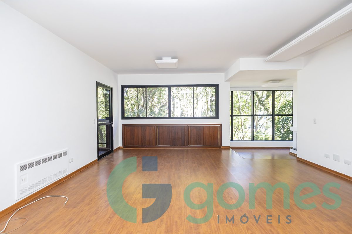 Apartamento para locacao no Cabral em Curitiba com 245,00m² por R$ 6.800,00