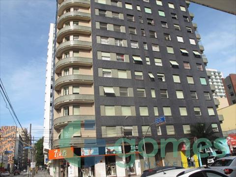 Loja para locacao no Centro em Curitiba com 43m² por R$ 1.600,00