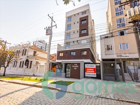 Apartamento para venda no São Francisco em Curitiba com 23m² por R$ 275.000,00