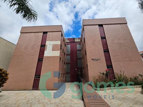 Apartamento para locacao no Cristo Rei em Curitiba com 70,5m² por R$ 2.000,00