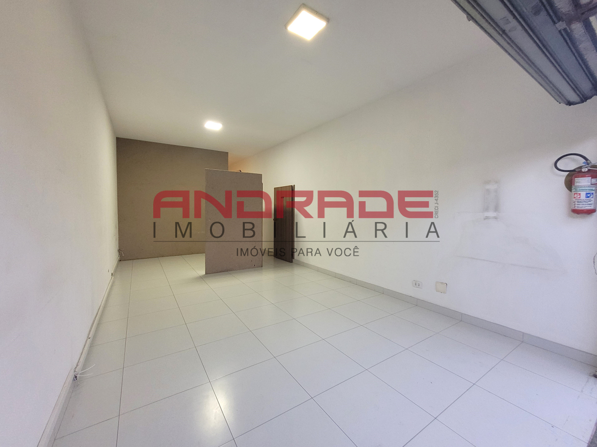 Loja para locacao no Rebouças em Curitiba com 88,00m² por R$ 1.950,00