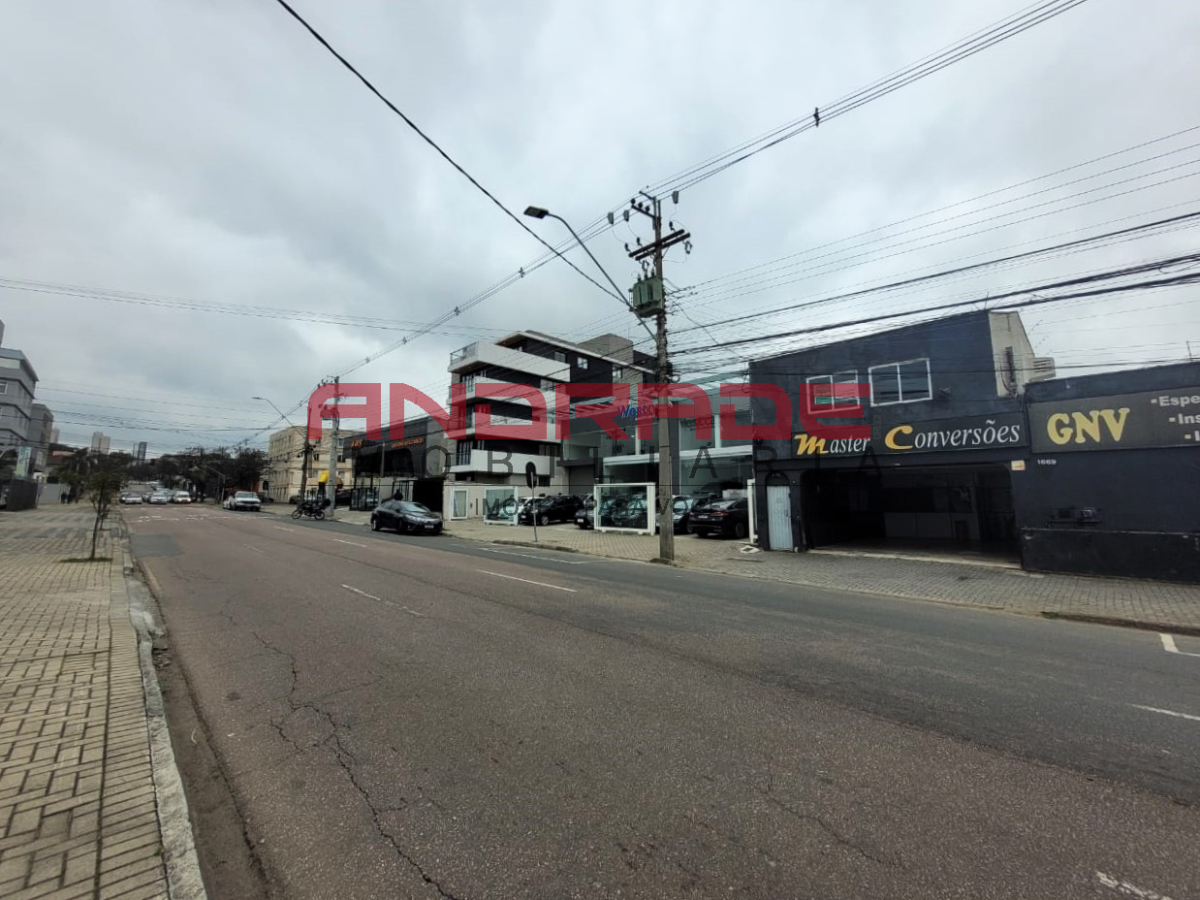 Imóveis Comerciais para locacao no Rebouças em Curitiba com 100m² por R$ 2.000,00