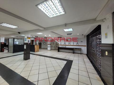 Loja para locacao no Centro em Curitiba com 291,00m² por R$ 8.000,00