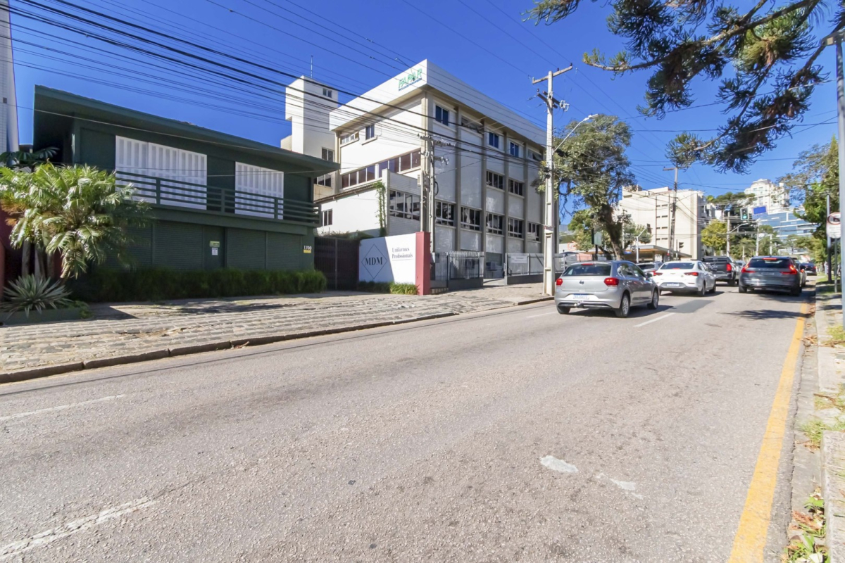 Casa Comercial para locacao no Batel em Curitiba com 312m² por R$ 13.500,00