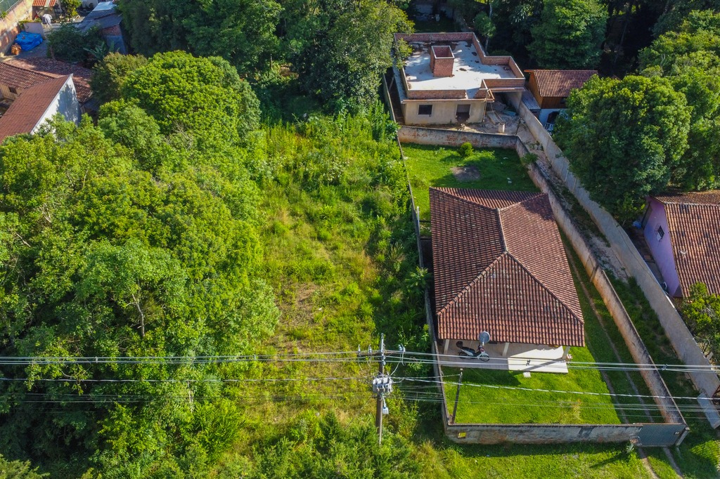Terreno para venda no Butiatuvinha em Curitiba com 1.137,57m² por R$ 690.000,00
