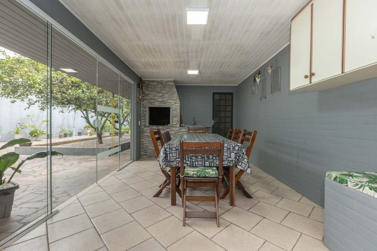 Casa Residencial para venda no Santa Felicidade em Curitiba com 247m² por R$ 1.180.000,00