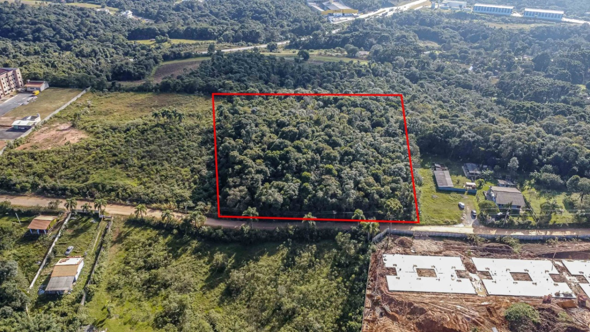Terreno para venda no Planta Almirante em Almirante Tamandaré com 13.201,40m² por R$ 3.960.000,00