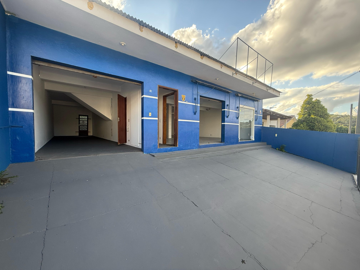Loja para locacao no Jd Boa Vista em Campo Magro com 120m² por R$ 2.000,00