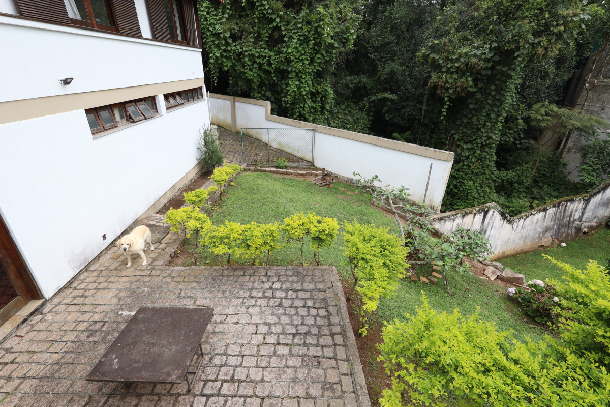 Casa Residencial para venda no Cascatinha em Curitiba com 339,6m² por R$ 2.300.000,00