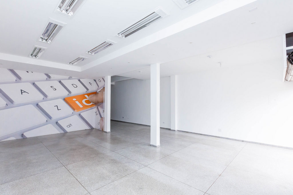 Loja para locacao no São Braz em Curitiba com 120,00m² por R$ 4.200,00