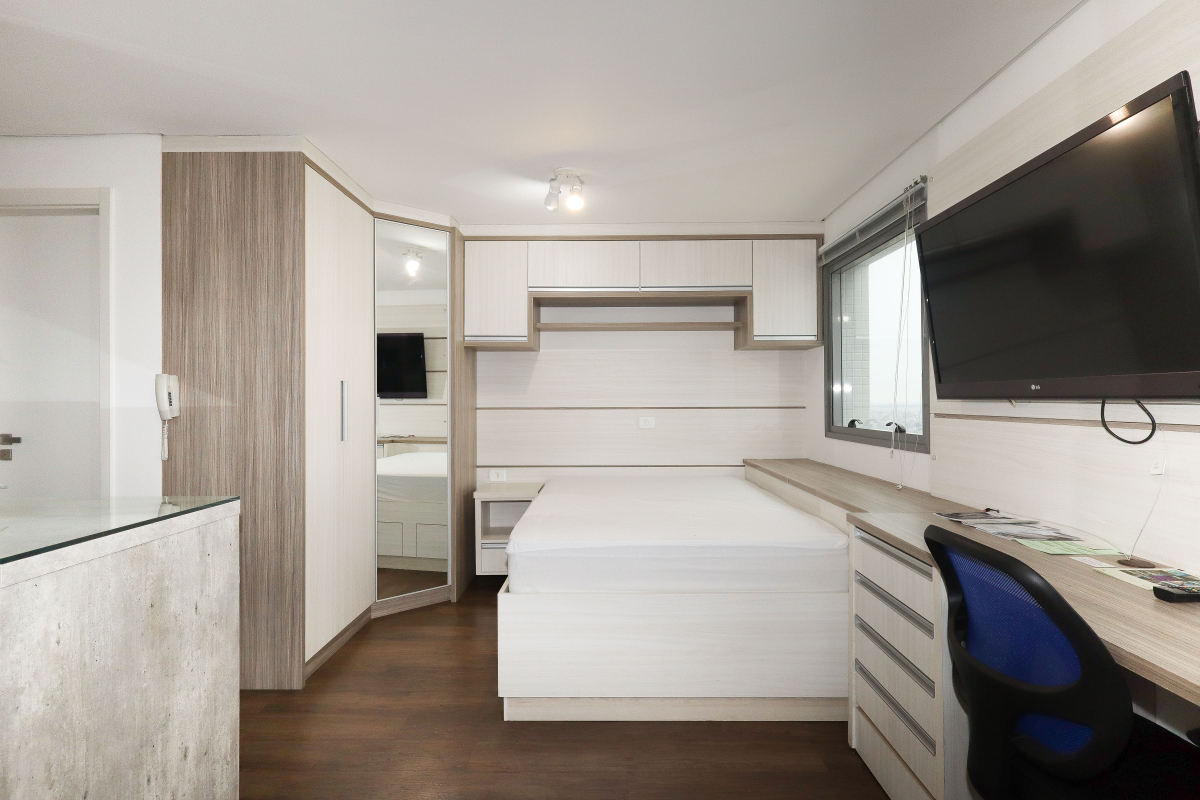 Apartamento para locacao no Centro em Curitiba com 45,39m² por R$ 3.300,00
