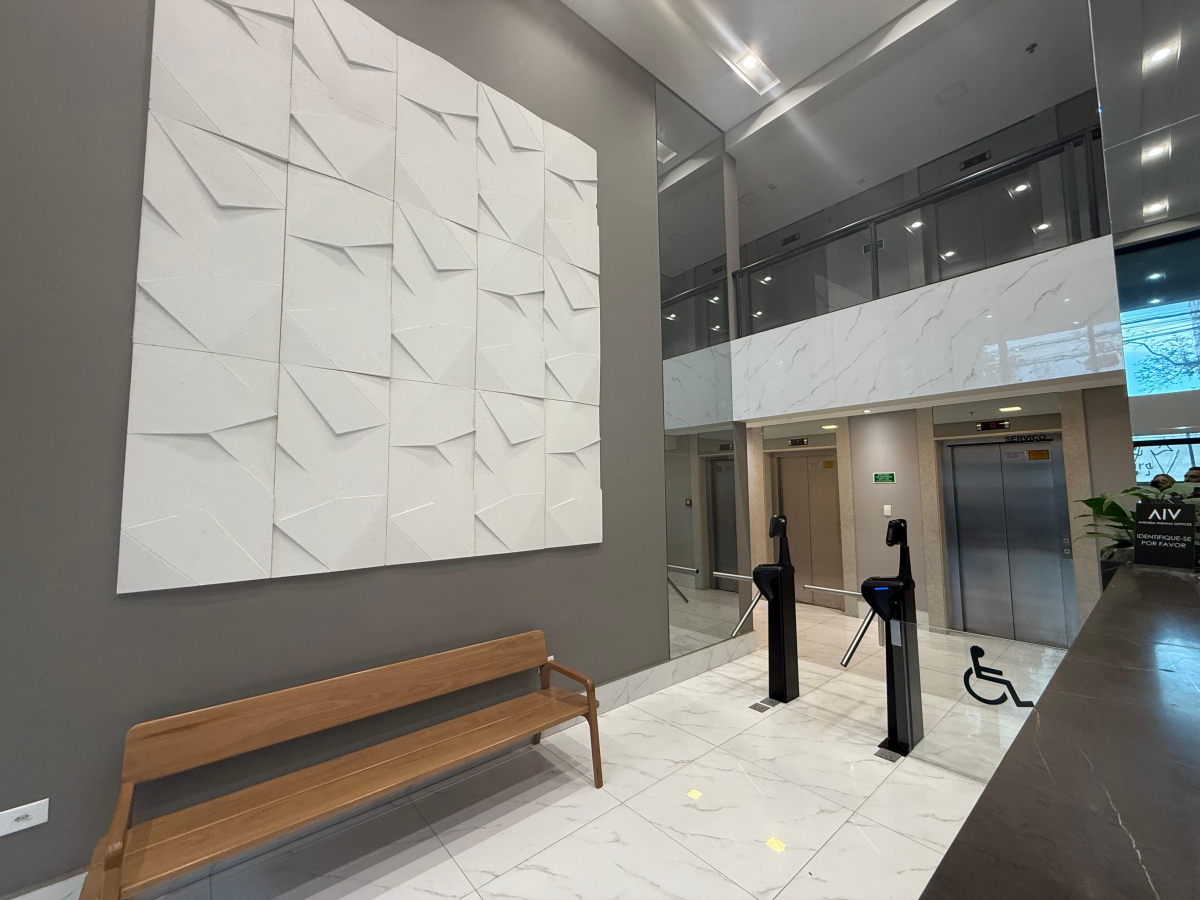 Imovel Comercial para locacao no Boa Vista em Curitiba com 49,99m² por R$ 2.200,00