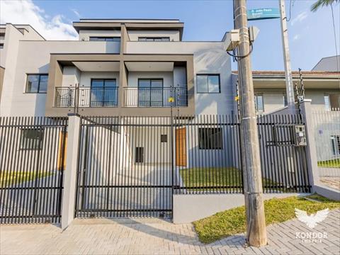 Sobrado para venda no São João em Curitiba com 151m² por R$ 950.000,00