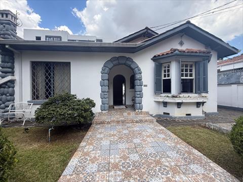 Casa Comercial para locacao no Centro em Curitiba com 200,00m² por R$ 4.500,00
