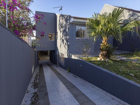 Casa Residencial para locacao no São João em Curitiba com 200,00m² por R$ 4.300,00