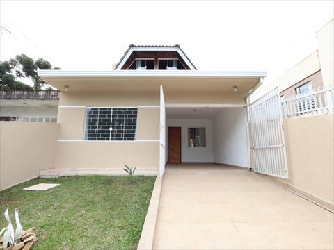 Casa Residencial para locacao no Cachoeira em Curitiba com 143,00m² por R$ 2.600,00