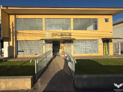 Loja para locacao no Santa Felicidade em Curitiba com 135m² por R$ 5.200,00
