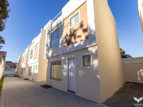 Sobrado para venda no Orleans em Curitiba com 132m² por R$ 900.000,00