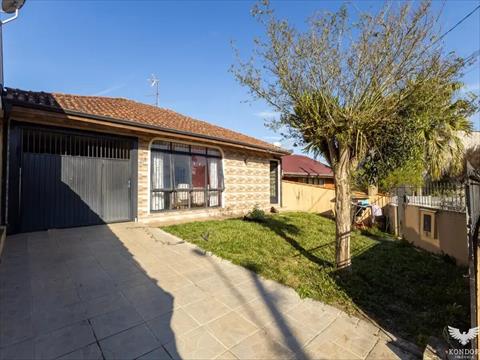 Casa Residencial para venda no São Braz em Curitiba com 141m² por R$ 890.000,00