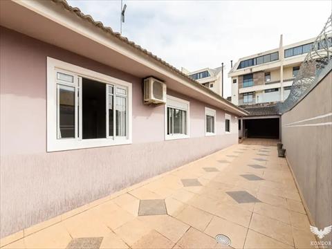 Casa Residencial para venda no Boqueirão em Curitiba com 240m² por R$ 1.250.000,00