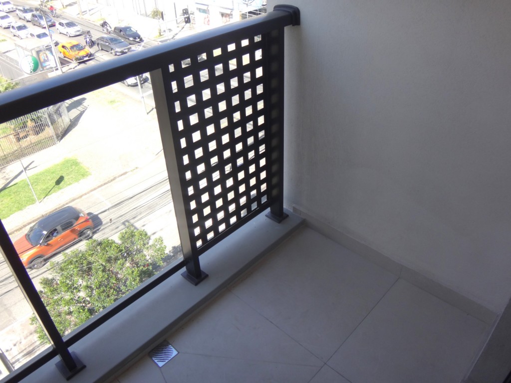 Apartamento para locacao no Bigorrilho em Curitiba com 74,00m² por R$ 2.300,00