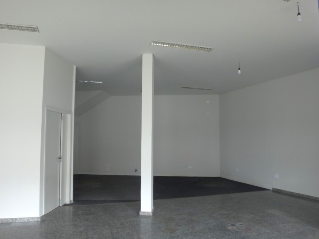Loja para locacao no Centro em Curitiba com 265,00m² por R$ 4.100,00