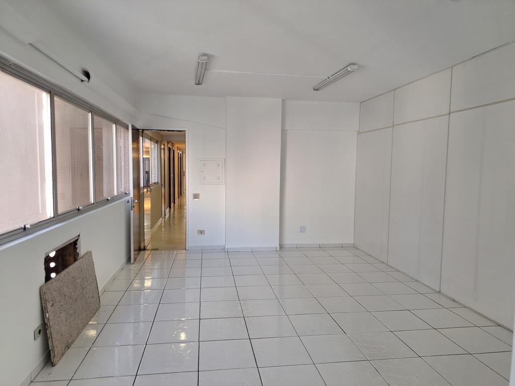 Imovel Comercial para venda no Centro em Curitiba com 99,71m² por R$ 420.000,00