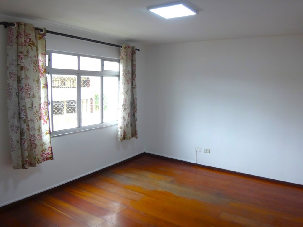 Apartamento para locacao no Jardim Botanico em Curitiba com 60,04m² por R$ 1.600,00
