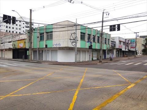 Loja para locacao no Rebouças em Curitiba com 59,00m² por R$ 2.000,00