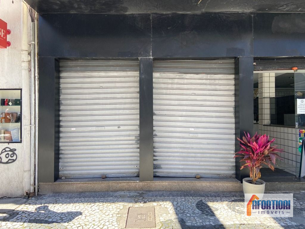 Loja para locacao no Centro em Curitiba com 70,00m² por R$ 2.800,00