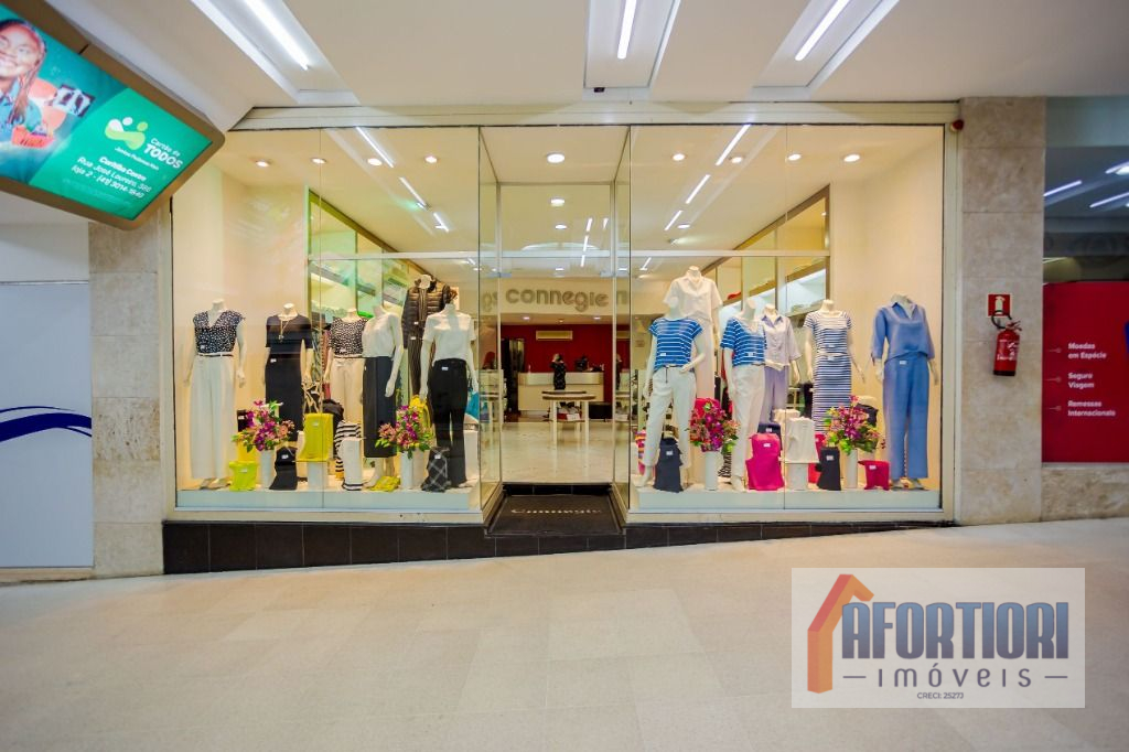 Loja para locacao no Centro em Curitiba com 222,00m² por R$ 12.000,00