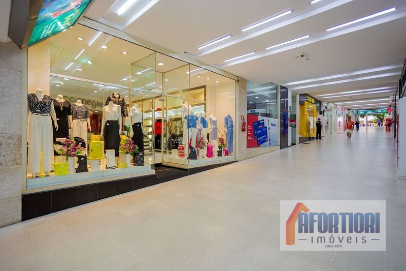 Loja para locacao no Centro em Curitiba com 222,00m² por R$ 12.000,00
