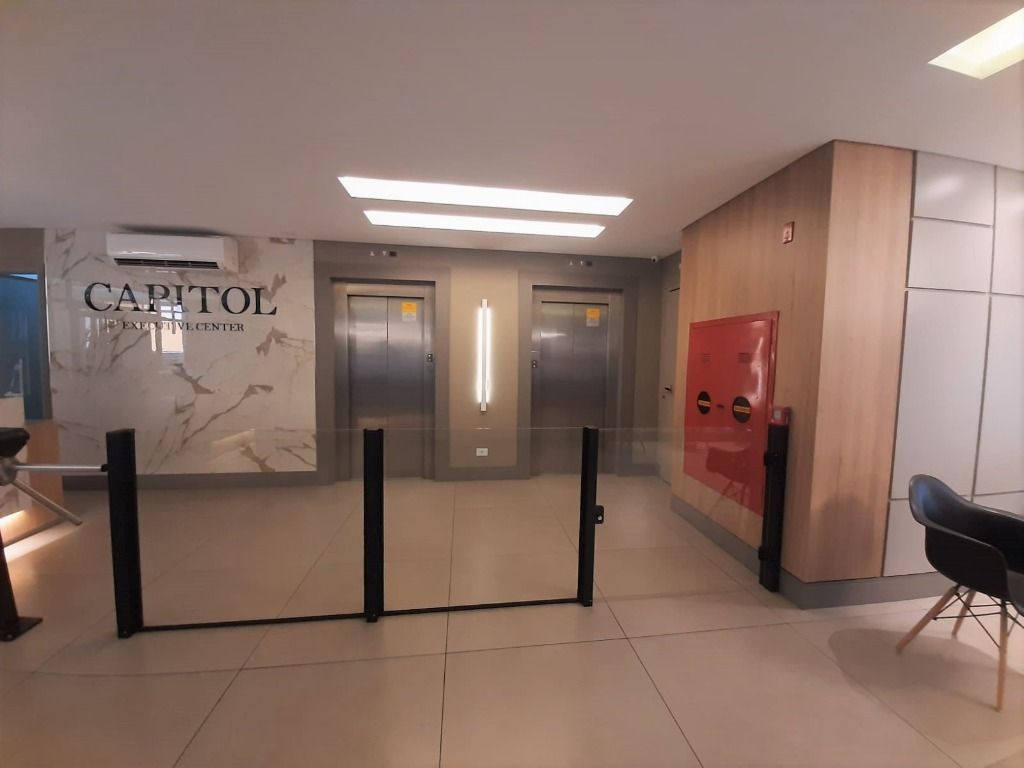 Imovel Comercial para locacao no Centro em Curitiba com 29,00m² por R$ 700,00