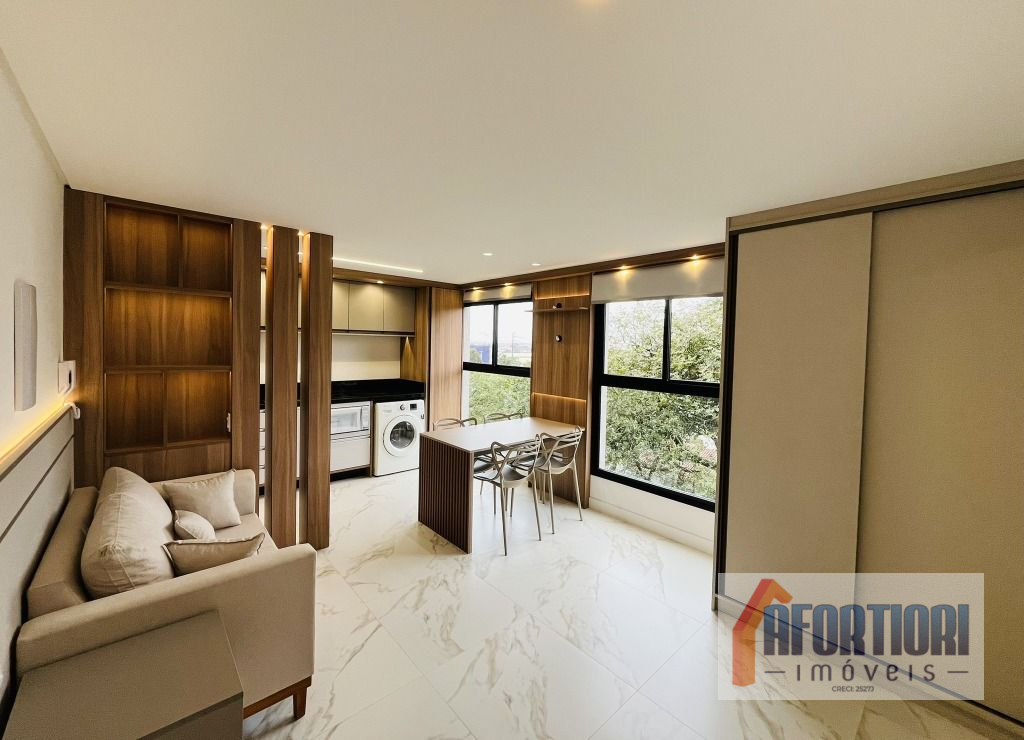 Apartamento para locacao no Guabirotuba em Curitiba com 38,00m² por R$ 2.500,00