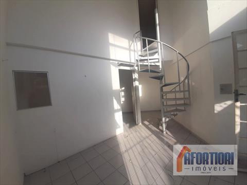 Loja para locacao no Centro em Curitiba com 61m² por R$ 790,00