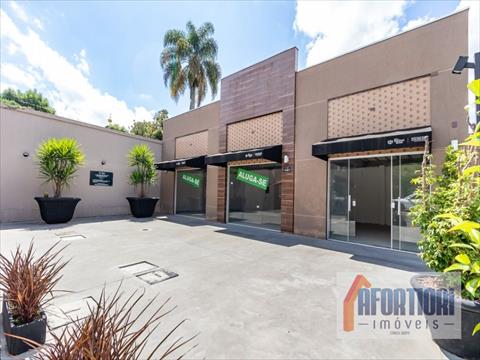 Loja para locacao no São Lourenço em Curitiba com 65m² por R$ 4.188,00