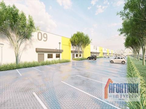 Galpão / Pavilhão / Barracão para locacao no Boqueirão em Curitiba com 645m² por R$ 15.900,00