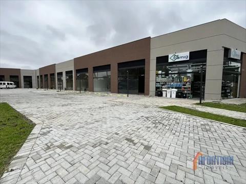 Ponto de Comércio para locacao no Xaxim em Curitiba com 73m² por R$ 4.390,00