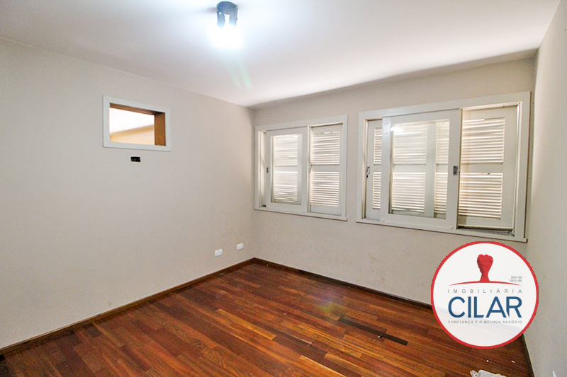 Casa para venda no Hugo Lange em Curitiba com 325,02m² por R$ 2.120.000,00