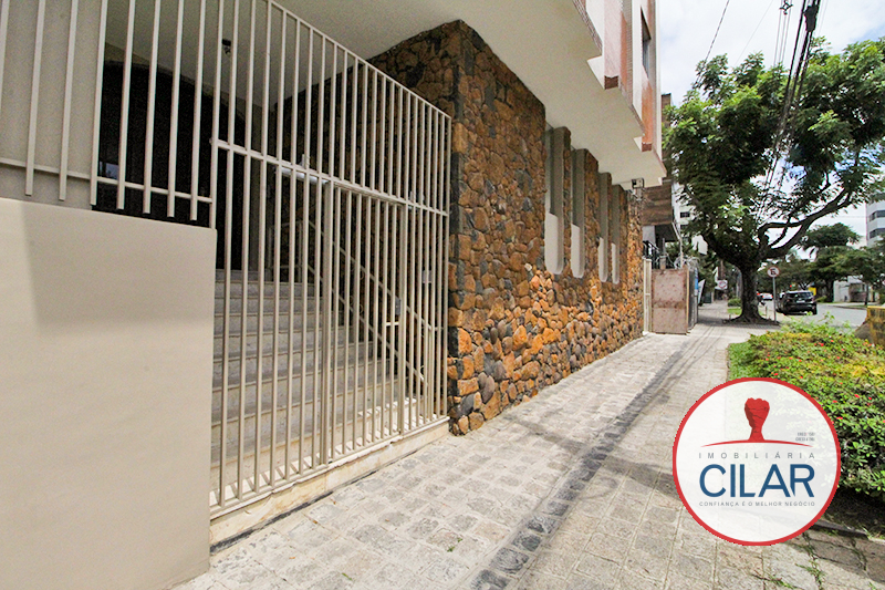 Apartamento para locacao no Centro em Curitiba com 167,71m² por R$ 3.500,00