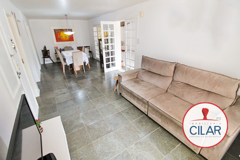 Sobrado para venda no Bom Retiro em Curitiba com 222,03m² por R$ 910.000,00